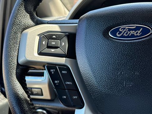 Used 2015 Ford F150 Lariat w/ Heavy-Duty Payload Package RWD image 28