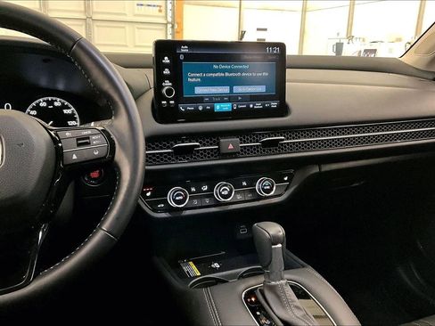 Used 2025 Honda HR-V EX-L image 6