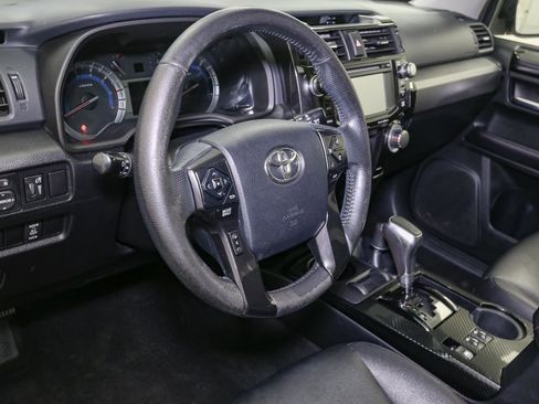Used 2017 Toyota 4Runner TRD Off-Road Premium image 21
