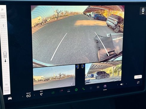 Used 2022 Tesla Model X Plaid image 24