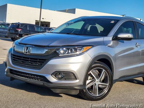 Used 2022 Honda HR-V EX image 2