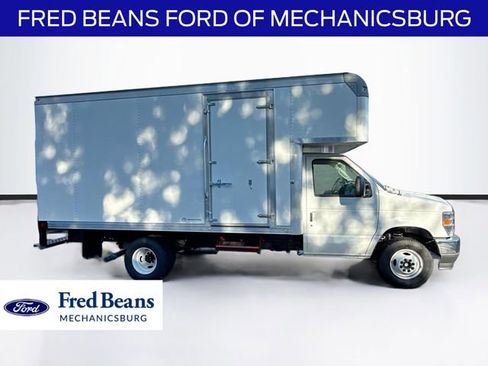 New 2026 Ford E-450 and Econoline 450 Super Duty w/ Power Equipment Group RWD image 8