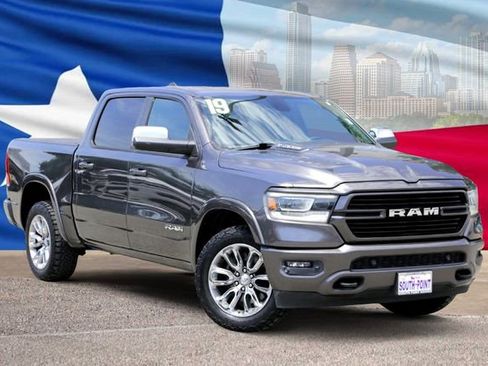 Used 2019 RAM 1500 Laramie AWD/4WD image 1