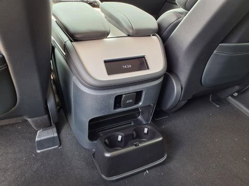 New 2026 Lincoln Navigator L Premier AWD/4WD image 14