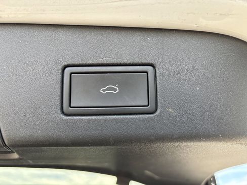 Used 2021 Volkswagen ID.4 1st Edition image 24