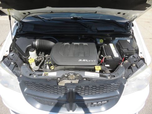 Used 2013 RAM C/V Tradesman FWD image 31