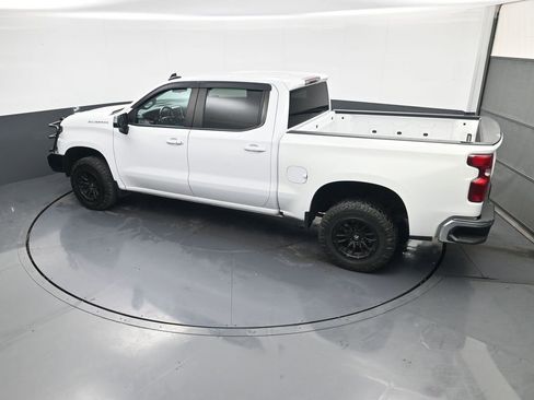 Used 2021 Chevrolet Silverado 1500 LT image 27