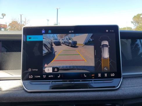 New 2026 Volkswagen Tiguan S FWD image 23