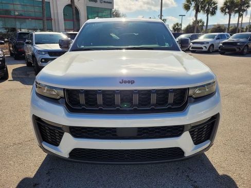 New 2026 Jeep Grand Cherokee Limited w/ Limited Altitude Package image 18