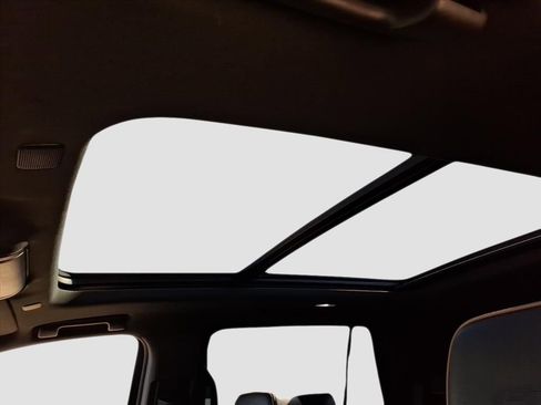 Used 2021 GMC Yukon AT4 w/ Rear Media and Nav Package image 21