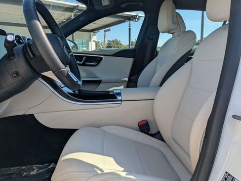 Used 2025 Mercedes-Benz C 300 Sedan image 21