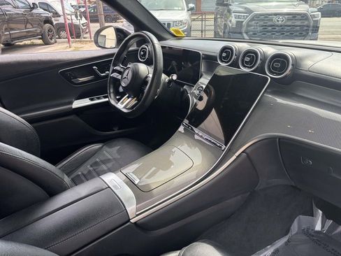 Used 2025 Mercedes-Benz GLC 43 AMG 4MATIC image 13