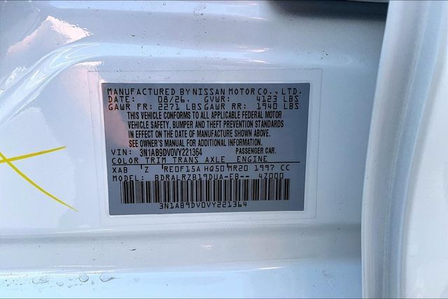 New 2027 Nissan Sentra SR w/ SR All Weather Package FWD image 8