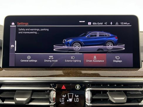 Used 2024 BMW X4 xDrive30i w/ Premium Package AWD/4WD image 21