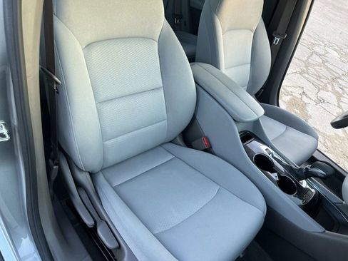 Used 2025 Chevrolet Malibu LT image 28