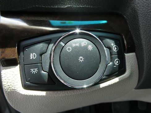 Used 2013 Ford Explorer Limited AWD/4WD image 25