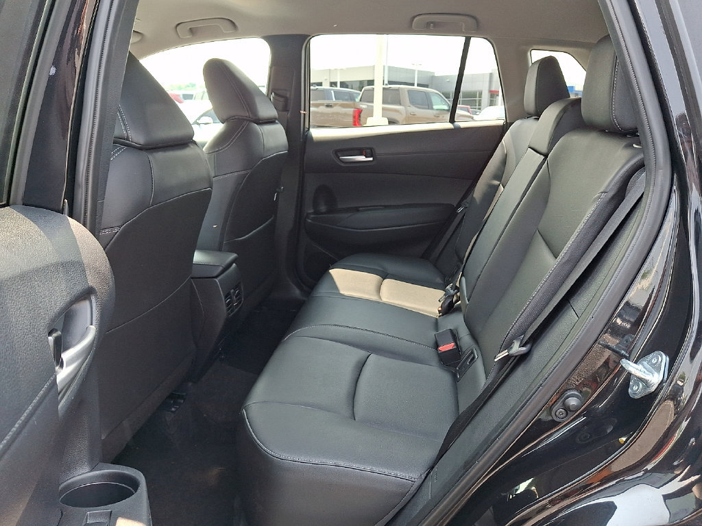 Certified 2025 Toyota Corolla Cross XLE FWD image 10