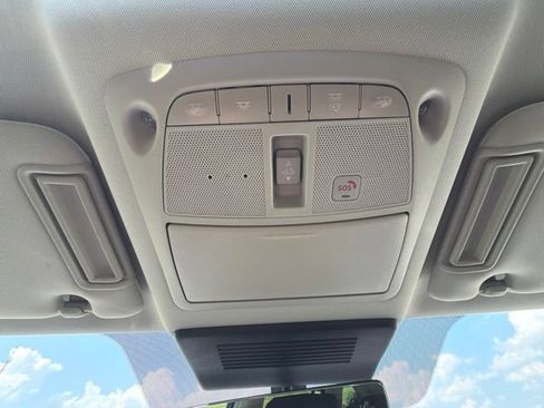 Used 2023 Nissan Armada Platinum w/ Captain's Chairs Package RWD image 27