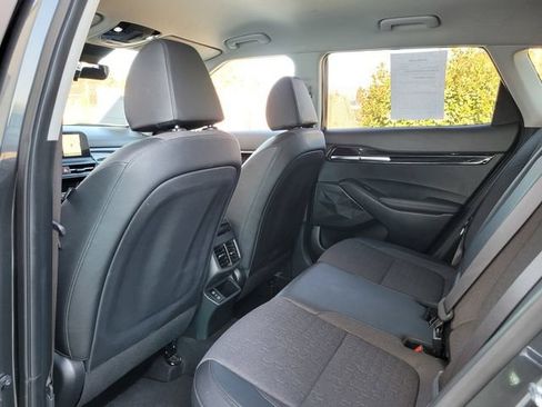 Certified 2025 Kia Seltos S FWD image 16
