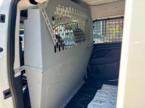 Used 2018 RAM ProMaster City Tradesman SLT FWD image 20