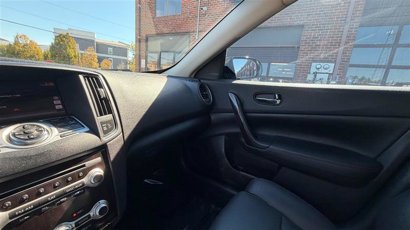 Used 2012 Nissan Maxima 3.5 SV w/ Premium Pkg FWD image 38