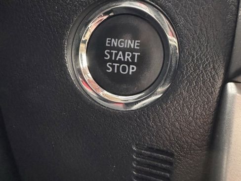 Used 2020 Toyota 4Runner Limited image 25