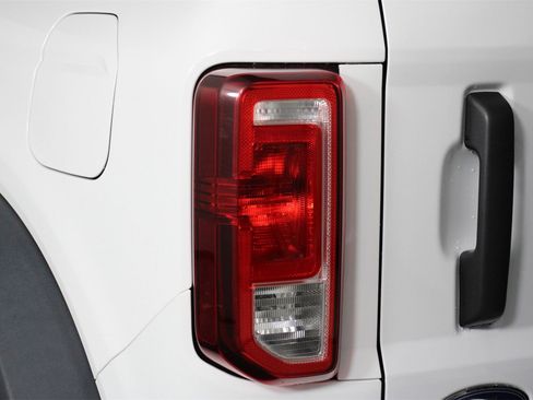 Used 2021 Ford Bronco Big Bend image 18