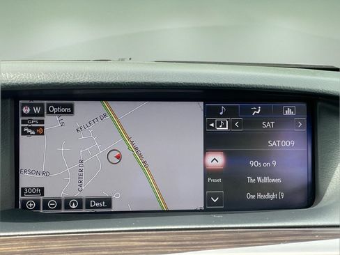 Used 2015 Lexus LS 460 w/ Comfort Package RWD image 24