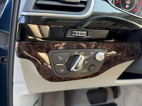 Used 2018 Audi Q7 3.0T Prestige image 20