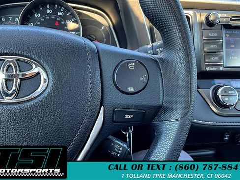 Used 2014 Toyota RAV4 XLE image 19
