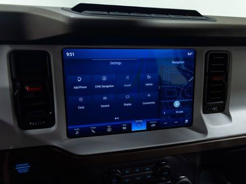 Used 2023 Ford Bronco Heritage Edition AWD/4WD image 15