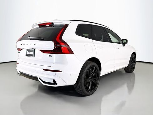 New 2026 Volvo XC60 T8 Ultra w/ Climate Package PRO image 7