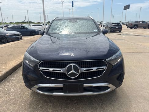 Used 2023 Mercedes-Benz GLC 300 image 2