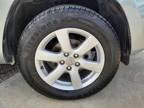Used 2007 Toyota RAV4 Limited AWD/4WD image 5