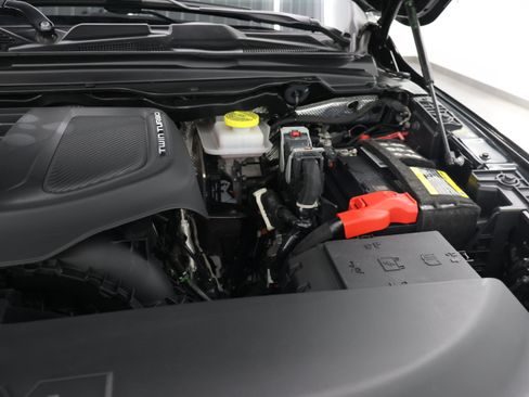 Used 2025 RAM 1500 Limited AWD/4WD image 20