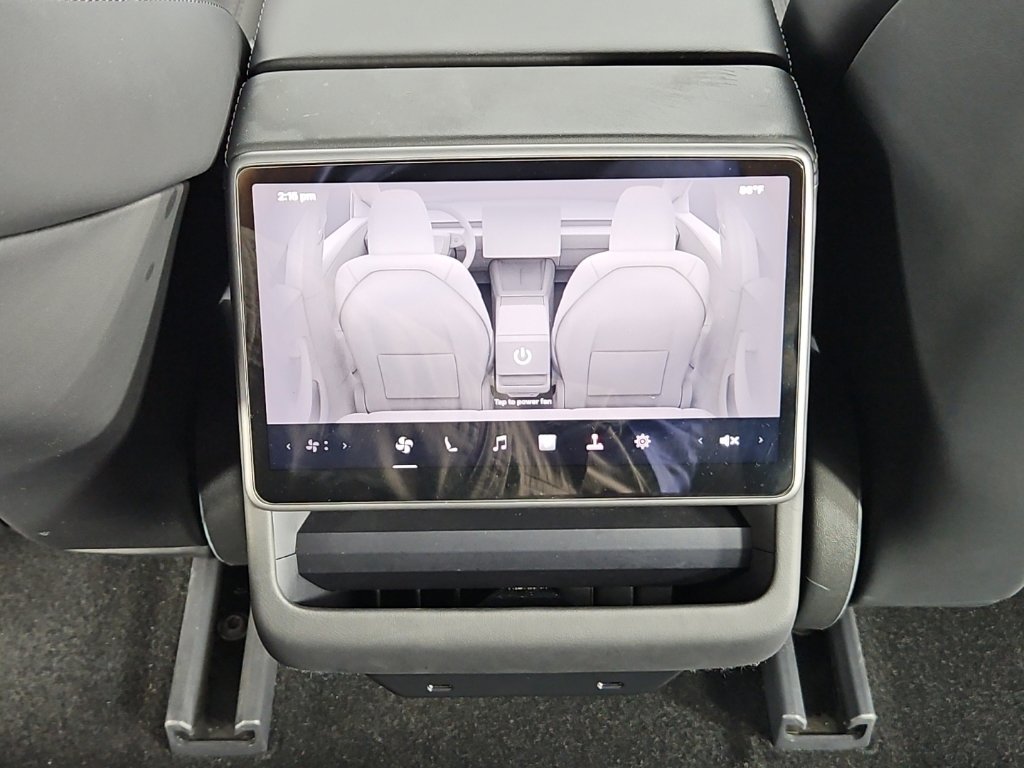 Used 2025 Tesla Model 3 Long Range RWD image 24