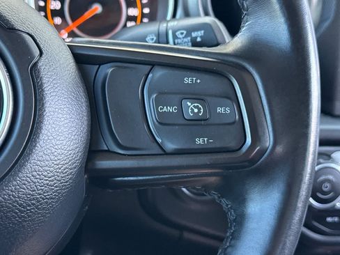 Used 2022 Jeep Gladiator Sport AWD/4WD image 26