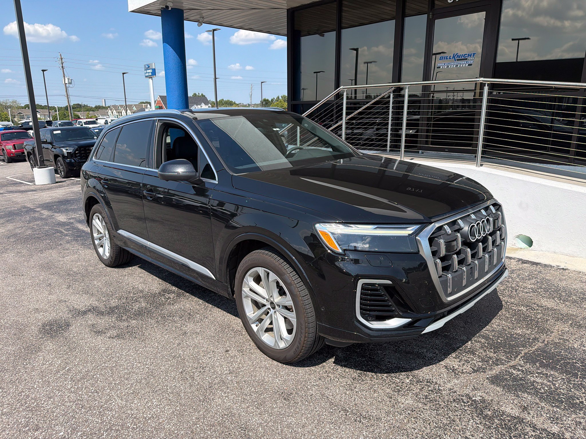 Used 2025 Audi Q7 3.0T Premium Plus AWD/4WD image 4