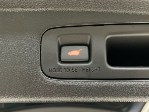 Used 2024 Honda CR-V EX-L image 14