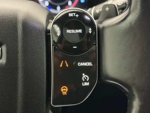 Used 2019 Land Rover Discovery HSE Luxury AWD/4WD image 14