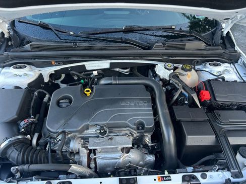 Used 2024 Chevrolet Malibu LT FWD image 29