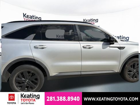Used 2021 Kia Sorento S AWD/4WD image 2