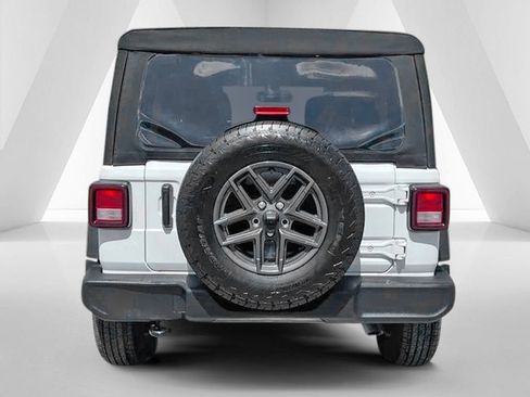 Used 2024 Jeep Wrangler Unlimited Sport AWD/4WD image 6