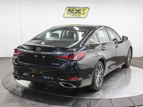 Certified 2025 Lexus ES 350 w/ Premium Package FWD image 6