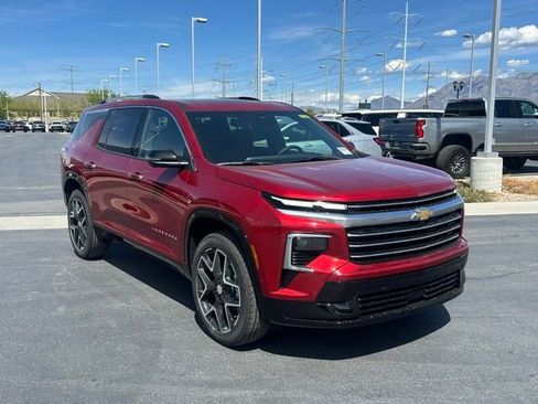 New 2026 Chevrolet Traverse High Country w/ LPO, Floor Liner Package AWD/4WD image 28