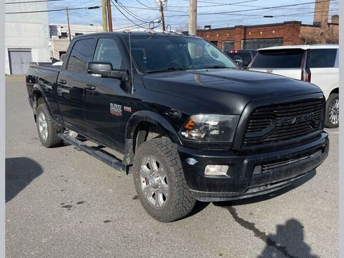 Used 2018 RAM 2500 Big Horn w/ Sport Appearance Group image 1