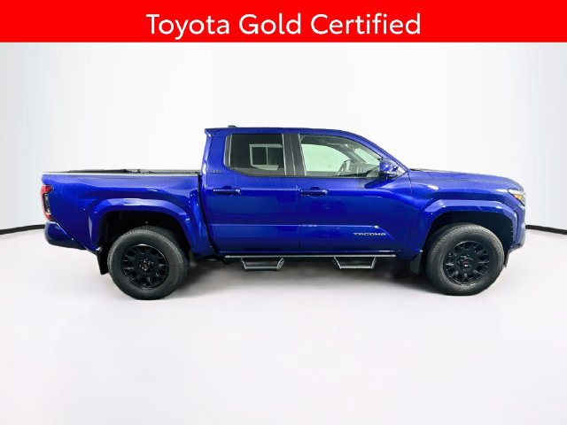 Certified 2024 Toyota Tacoma SR5 AWD/4WD image 9