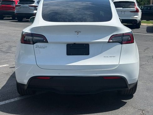 Used 2021 Tesla Model Y Long Range AWD/4WD image 14