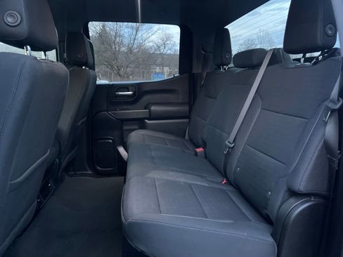 Used 2023 Chevrolet Silverado 1500 Custom image 31