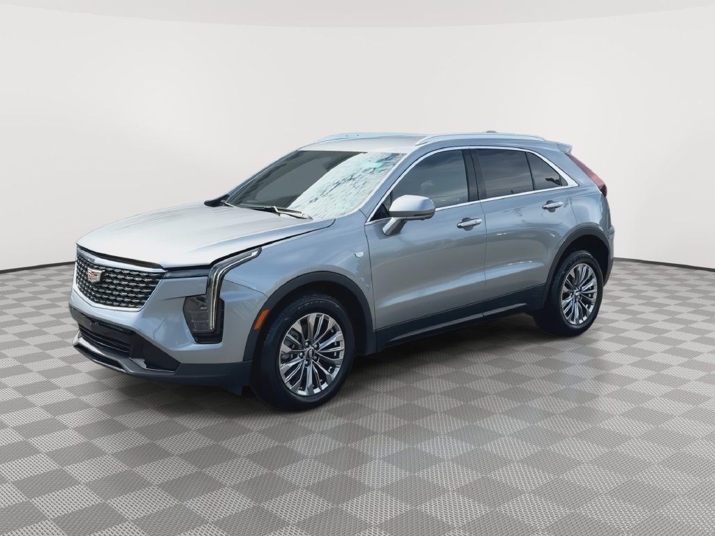 Used 2025 Cadillac XT4 Premium Luxury AWD/4WD image 4